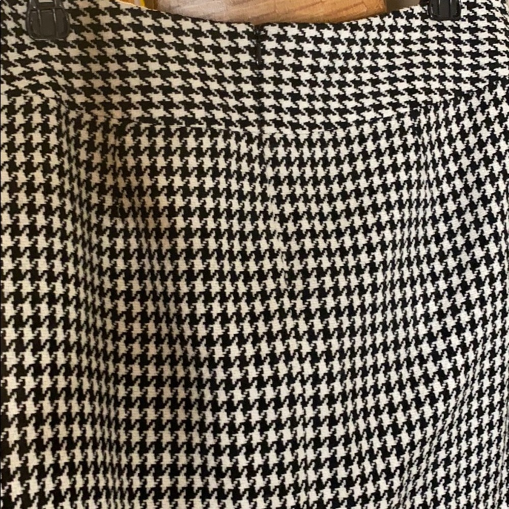 Skirt - Picture 4 of 5